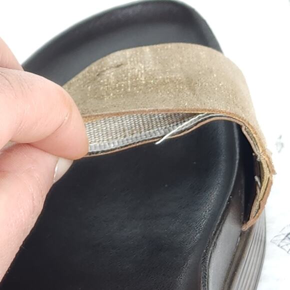 Donald J. Pliner Women’s Fiji US 7,5M Bronze Metallic Leather Wedge Sandals - Picture 16 of 16